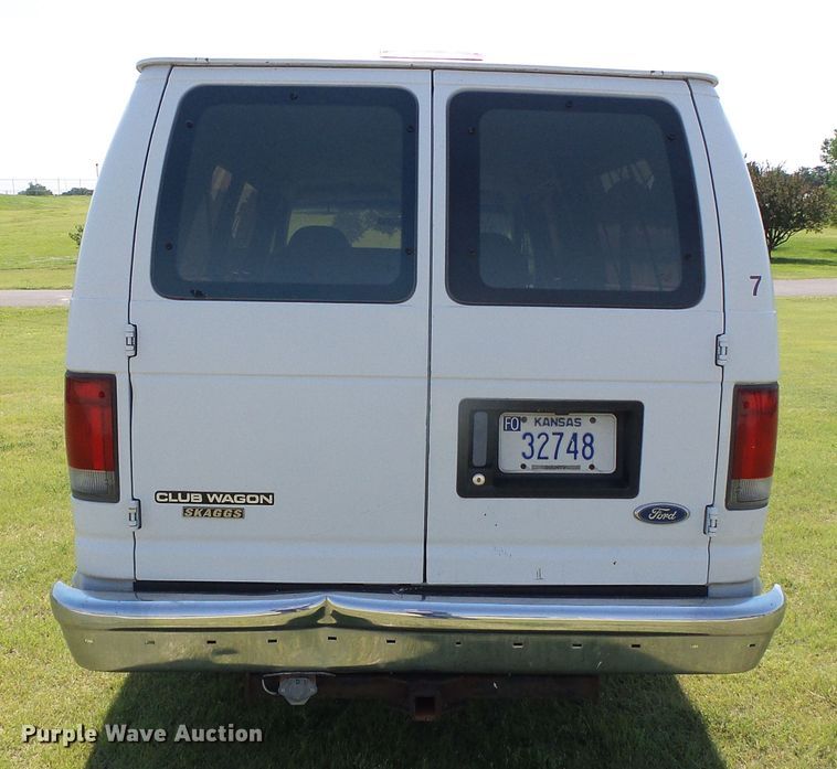 image for item DC5125 1997 Ford Club Wagon van