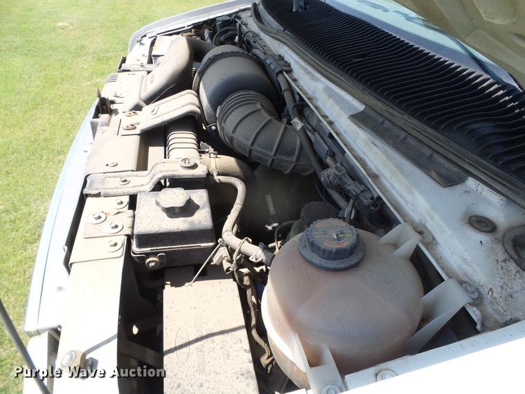 image for item DC5125 1997 Ford Club Wagon van