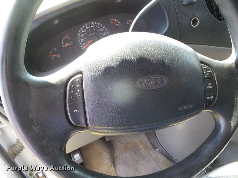 image for item DC5125 1997 Ford Club Wagon van