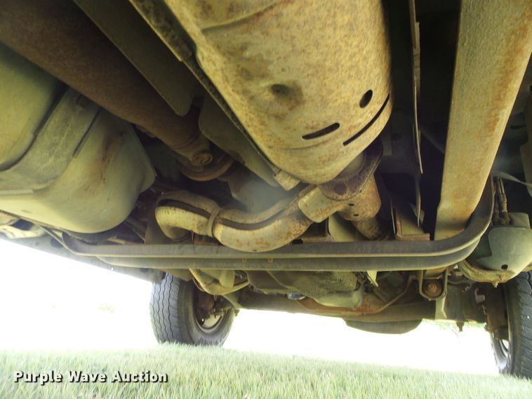 image for item DC5125 1997 Ford Club Wagon van