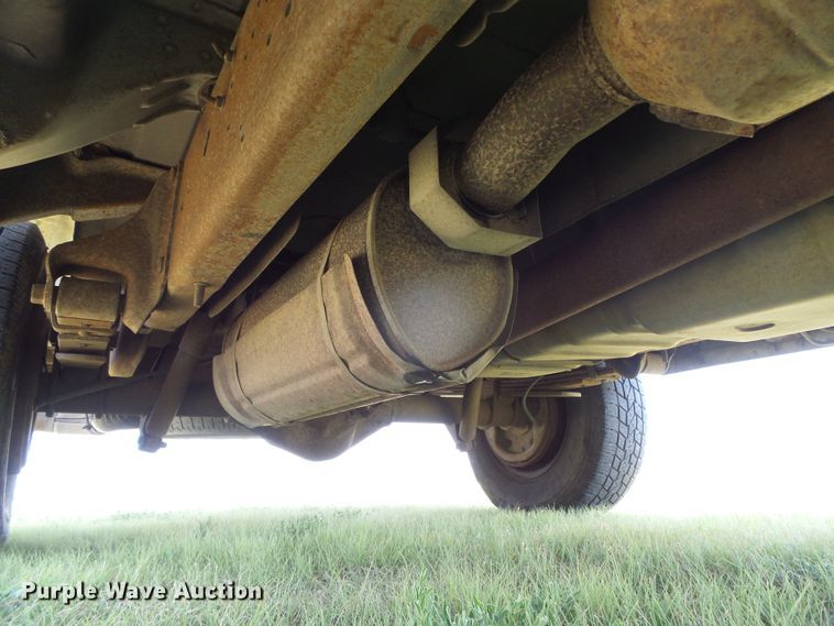 image for item DC5125 1997 Ford Club Wagon van