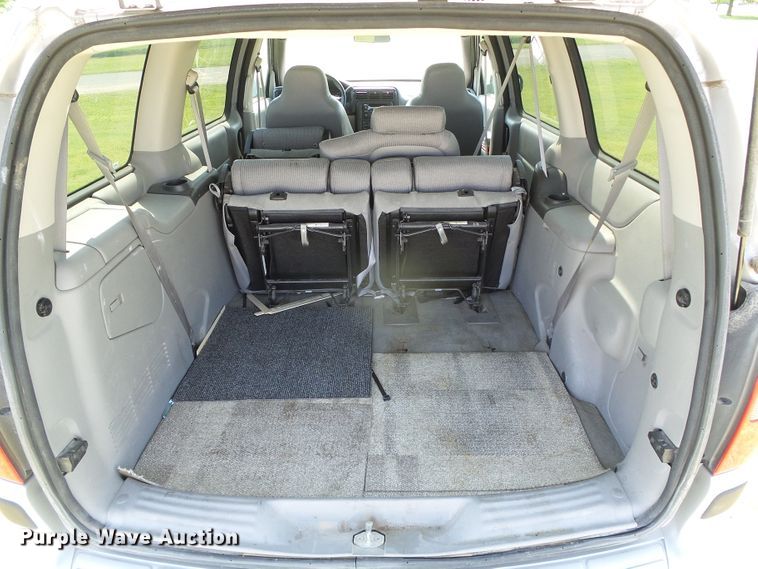 image for item DC5126 2004 Chevrolet Venture van