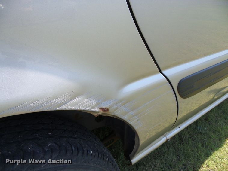 image for item DC5126 2004 Chevrolet Venture van