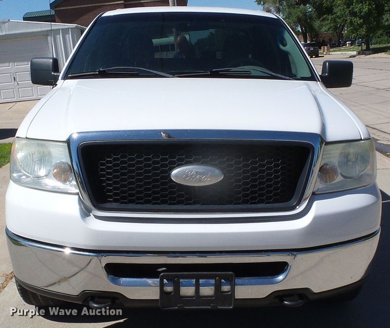 image for item DC5128 2007 Ford F150 XLT SuperCrew pickup truck