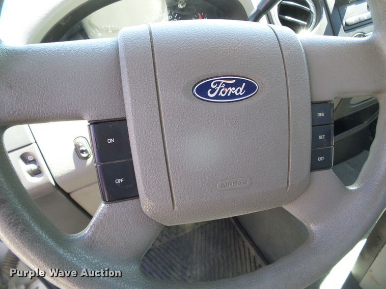 image for item DC5128 2007 Ford F150 XLT SuperCrew pickup truck