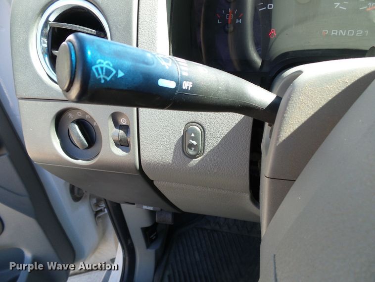 image for item DC5128 2007 Ford F150 XLT SuperCrew pickup truck