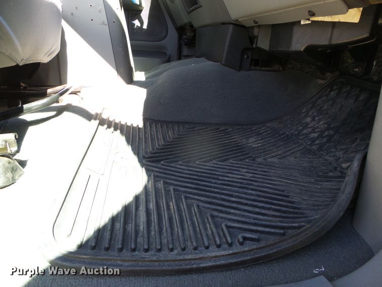 image for item DC5128 2007 Ford F150 XLT SuperCrew pickup truck