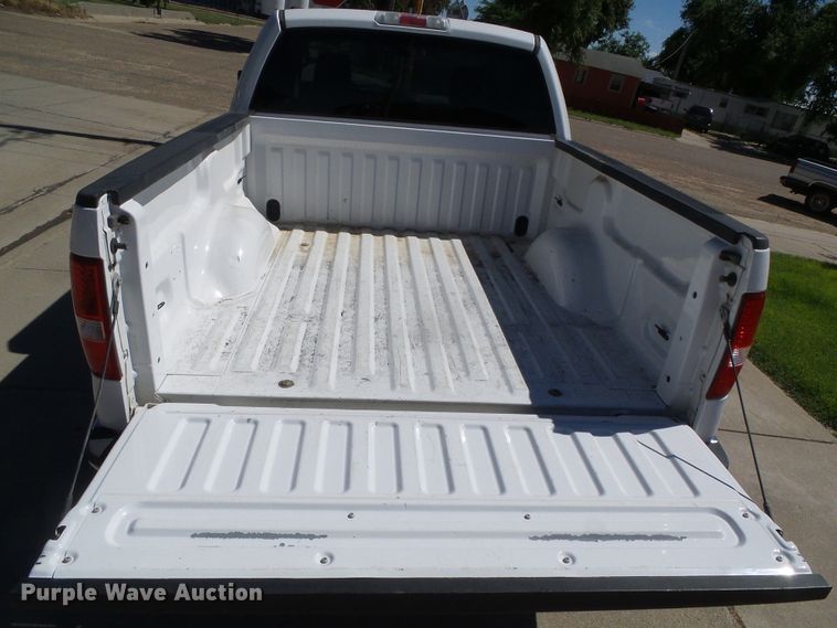 image for item DC5128 2007 Ford F150 XLT SuperCrew pickup truck