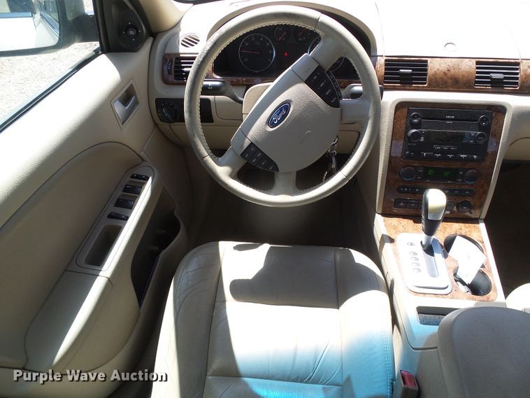 image for item DC5129 2005 Ford Five Hundred SEL