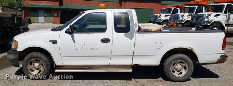 image for item DD4712 2001 Ford F150 SuperCab pickup truck