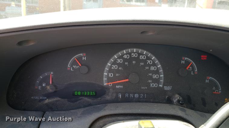 image for item DD4712 2001 Ford F150 SuperCab pickup truck