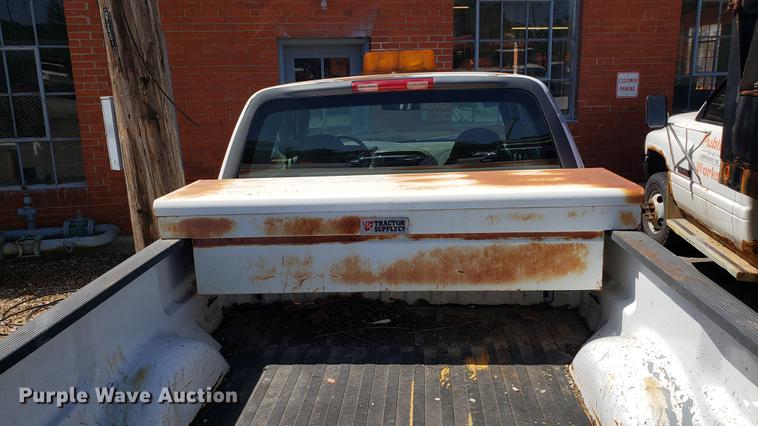 image for item DD4712 2001 Ford F150 SuperCab pickup truck