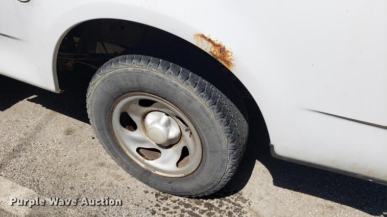 image for item DD4712 2001 Ford F150 SuperCab pickup truck