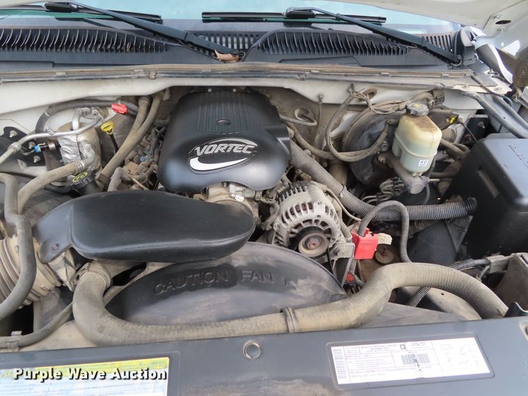 image for item DD6214 2001 Chevrolet Silverado 1500 pickup truck