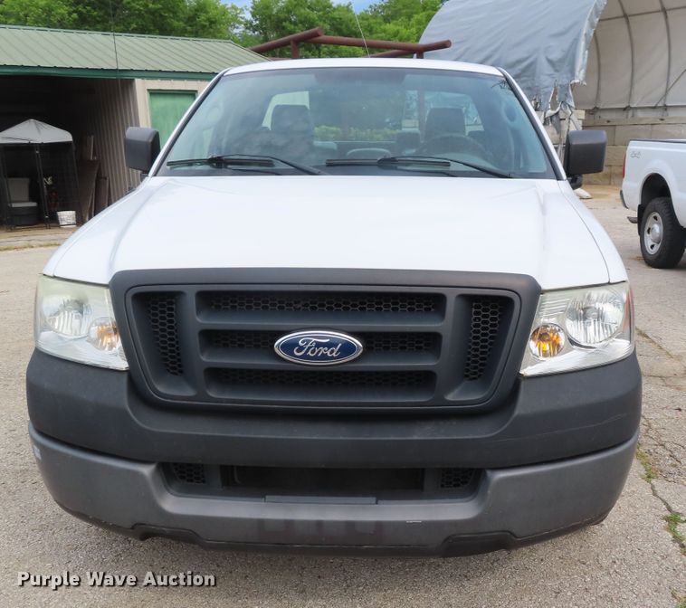 image for item DD6215 2005 Ford F150 pickup truck