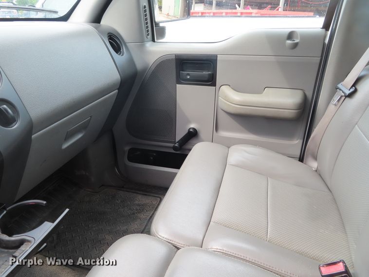 image for item DD6215 2005 Ford F150 pickup truck