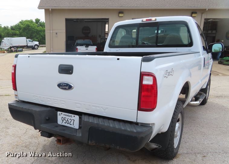 image for item DD6216 2008 Ford F250 Super Duty pickup truck