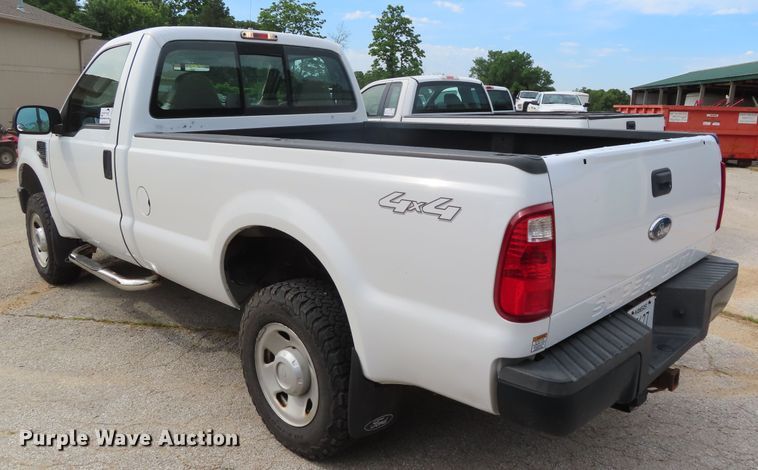 image for item DD6216 2008 Ford F250 Super Duty pickup truck