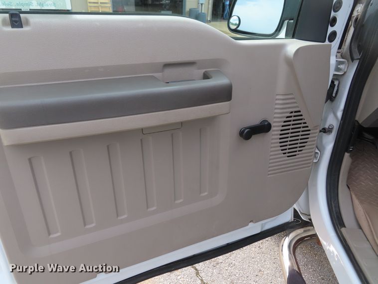 image for item DD6216 2008 Ford F250 Super Duty pickup truck