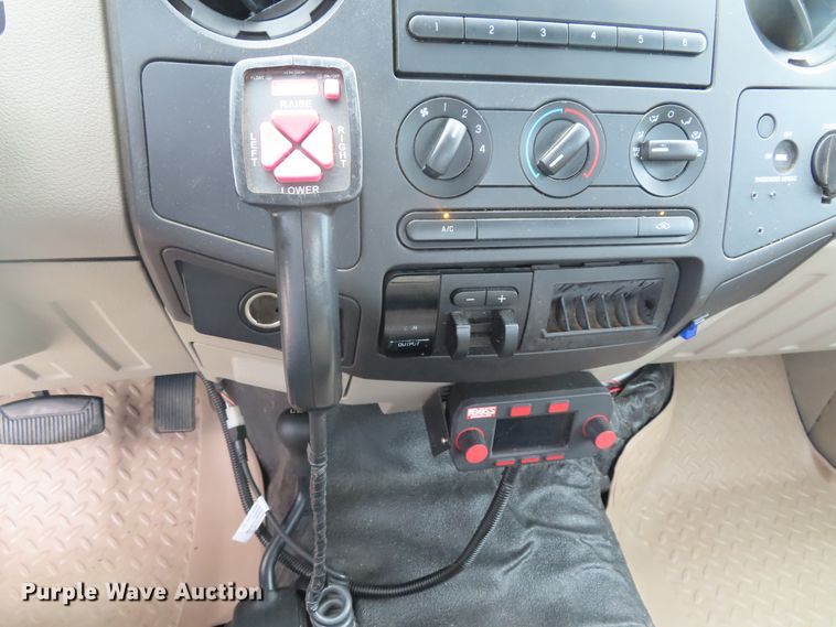 image for item DD6216 2008 Ford F250 Super Duty pickup truck