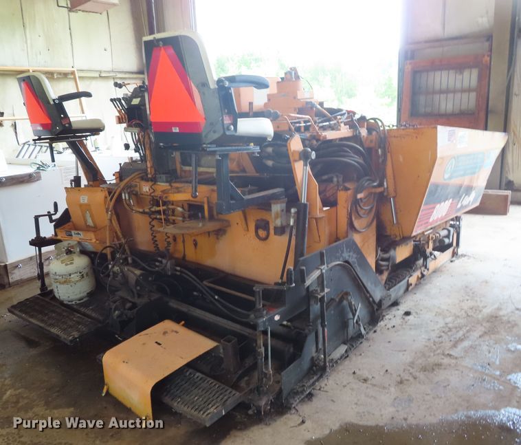 image for item DD6219 LeeBoy L8000T paver