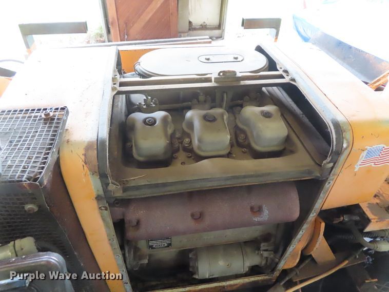 image for item DD6219 LeeBoy L8000T paver