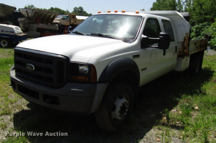 image for item DD6253 2006 Ford F450 Crew Cab dump truck