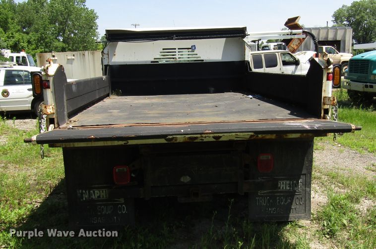 image for item DD6253 2006 Ford F450 Crew Cab dump truck