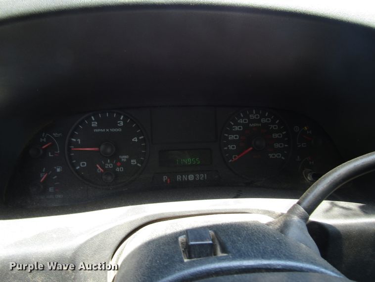 image for item DD6253 2006 Ford F450 Crew Cab dump truck