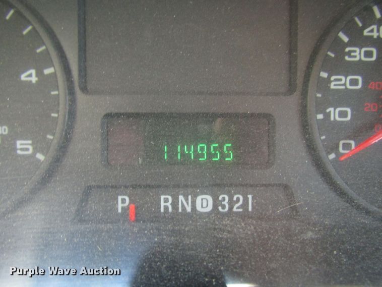 image for item DD6253 2006 Ford F450 Crew Cab dump truck