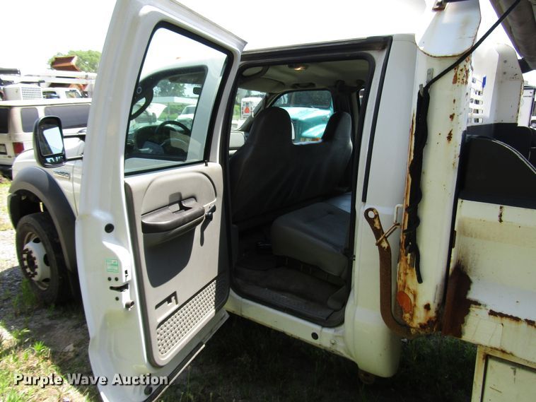 image for item DD6253 2006 Ford F450 Crew Cab dump truck