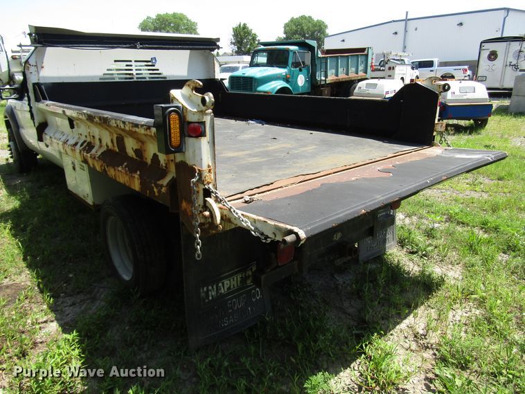 image for item DD6253 2006 Ford F450 Crew Cab dump truck