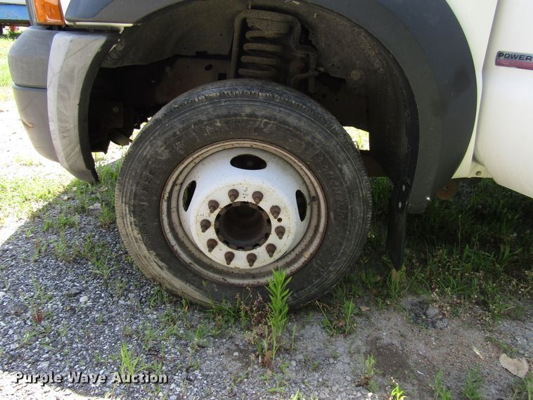 image for item DD6253 2006 Ford F450 Crew Cab dump truck