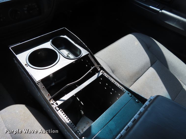 image for item DD6261 2006 Ford Crown Victoria Police Interceptor