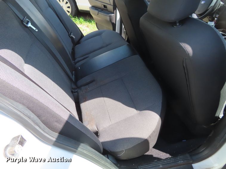 image for item DD6261 2006 Ford Crown Victoria Police Interceptor