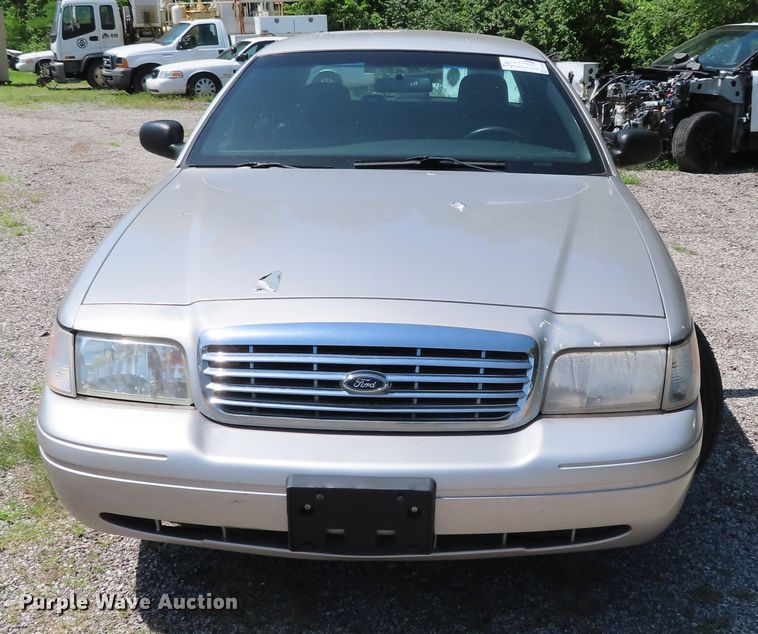 image for item DD6262 2006 Ford Crown Victoria Police Interceptor