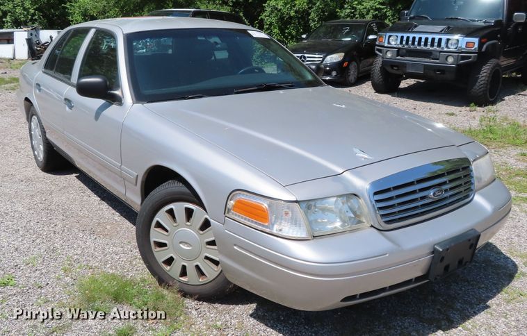 image for item DD6262 2006 Ford Crown Victoria Police Interceptor