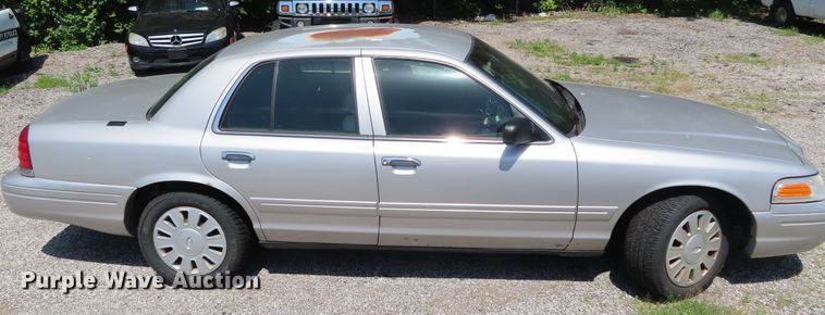 image for item DD6262 2006 Ford Crown Victoria Police Interceptor