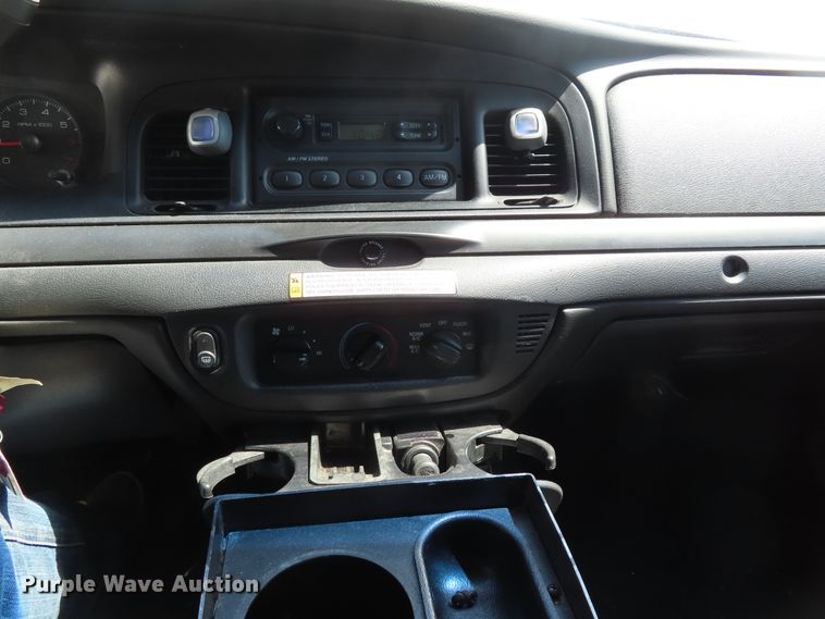 image for item DD6262 2006 Ford Crown Victoria Police Interceptor