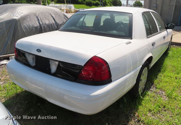 image for item DD6263 2008 Ford Crown Victoria Police Interceptor