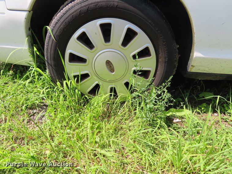 image for item DD6263 2008 Ford Crown Victoria Police Interceptor