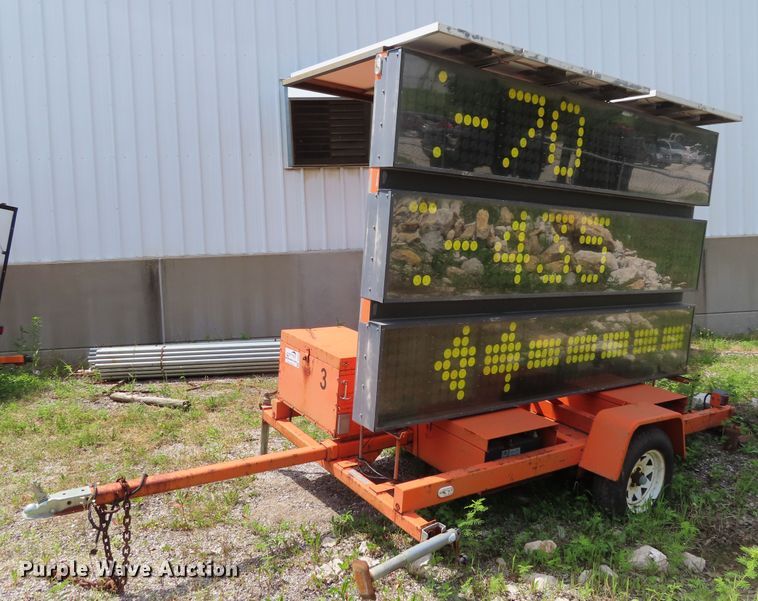 image for item DD6265 1997 American Signal Co message board trailer