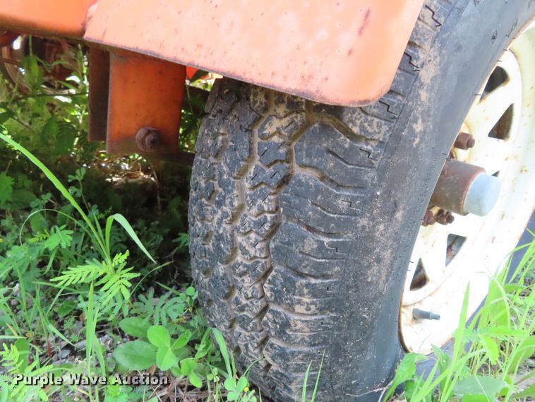 image for item DD6265 1997 American Signal Co message board trailer