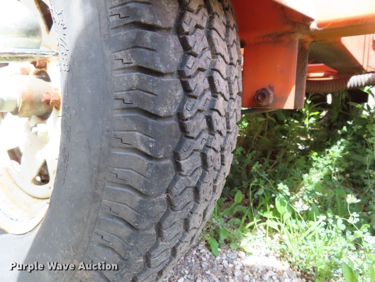 image for item DD6265 1997 American Signal Co message board trailer