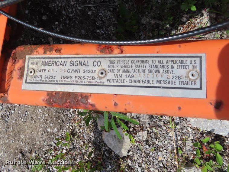 image for item DD6265 1997 American Signal Co message board trailer