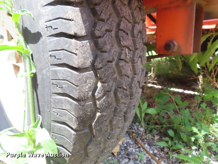 image for item DD6266 1997 American Signal Co message board trailer