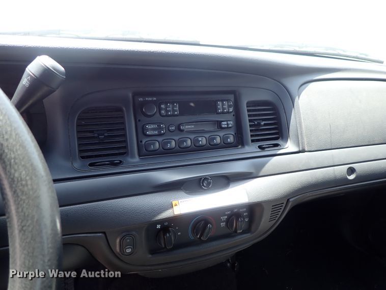 image for item DE5407 2006 Ford Crown Victoria Police Interceptor
