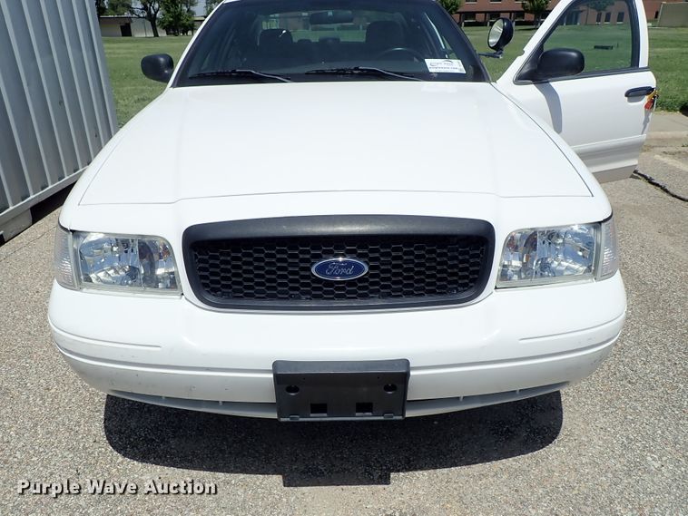 image for item DE5407 2006 Ford Crown Victoria Police Interceptor