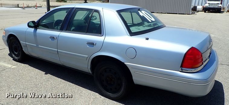 image for item DE5410 2003 Ford Crown Victoria Police Interceptor