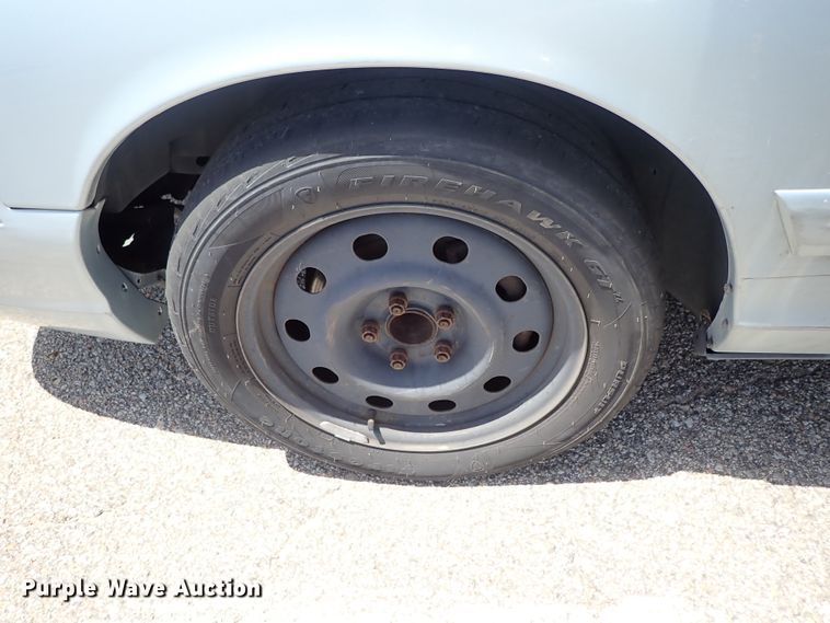 image for item DE5410 2003 Ford Crown Victoria Police Interceptor